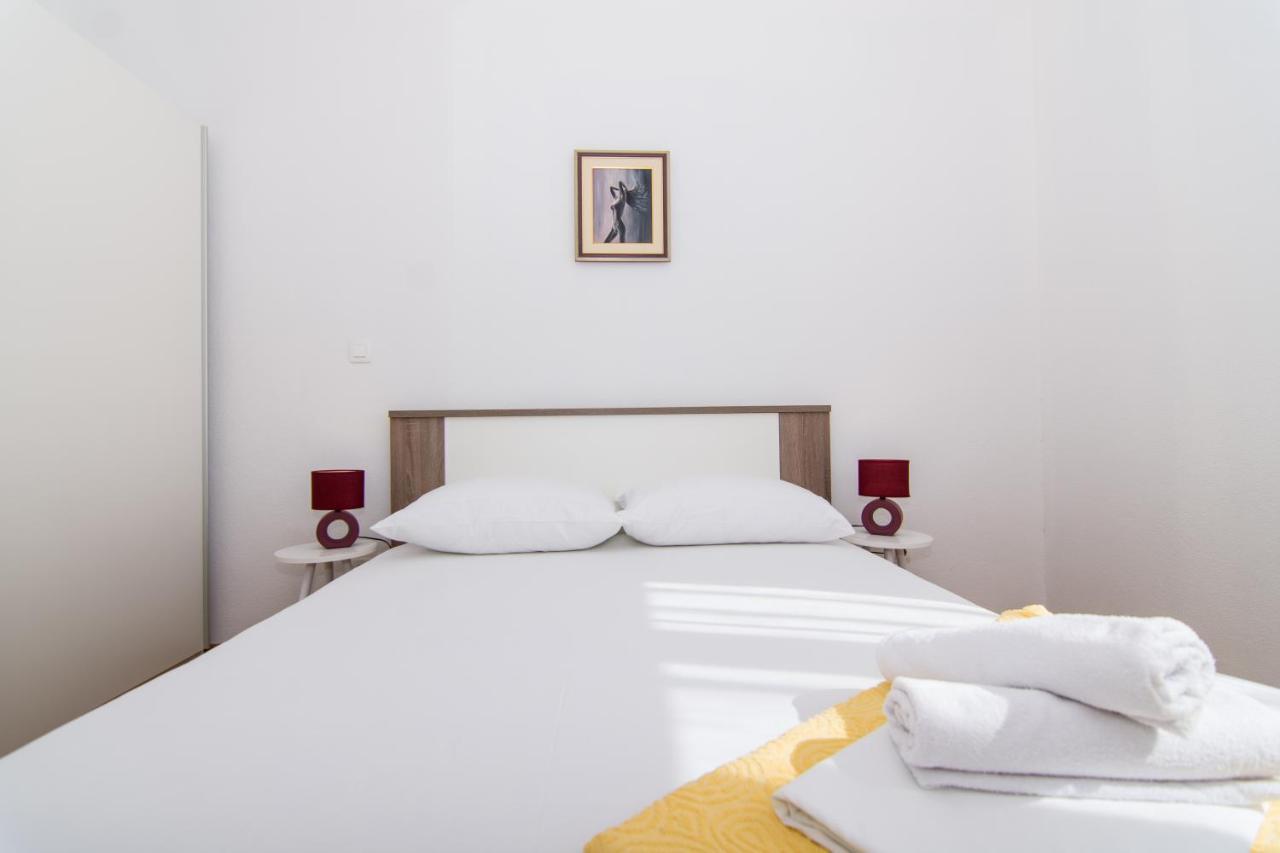 Apartments Ploka Okrug Gornji Exterior photo