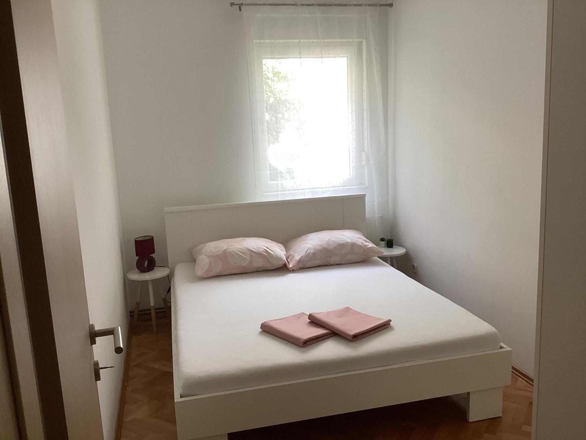 Apartments Ploka Okrug Gornji Exterior photo