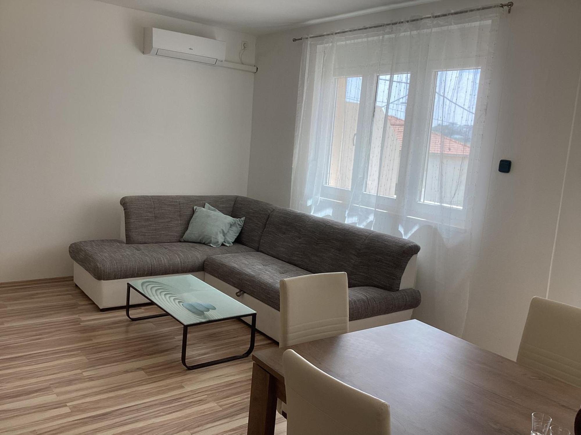Apartments Ploka Okrug Gornji Exterior photo